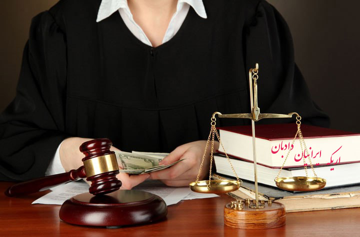 Female-lawyers-legal-cases